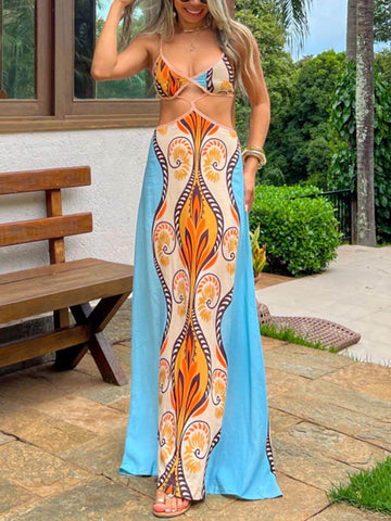 Exotisches Trägerkleid für den Sommerurlaub